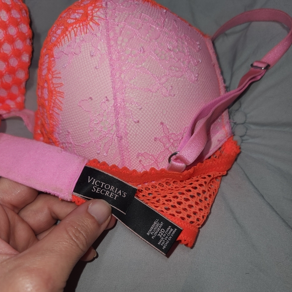 Bra - Picture 3 of 4